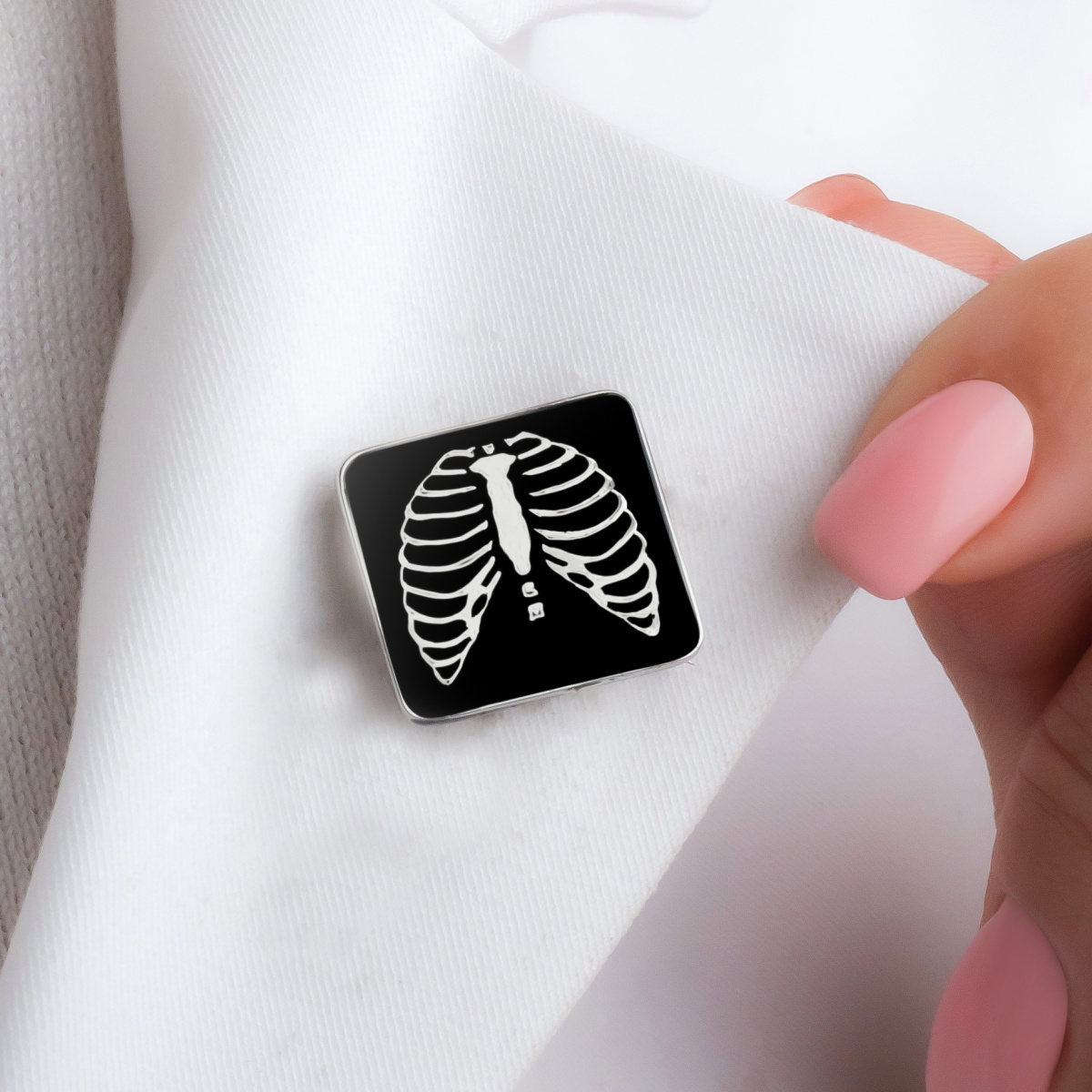 Брошь "Грудная клетка"