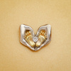 Брошь "Пяточки в руках" с локальной позолотой